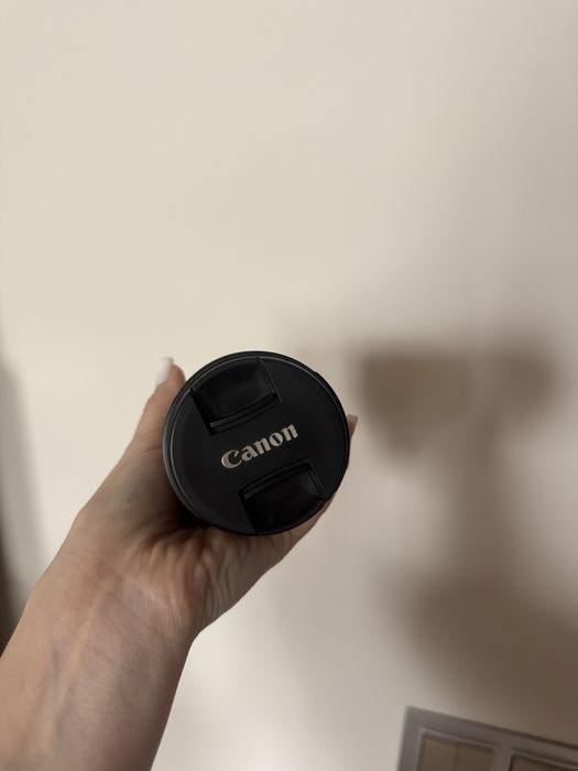 Об'єктив Canon RF-S 55-210mn
