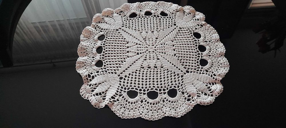 koronkowe serwetki szydełkowe