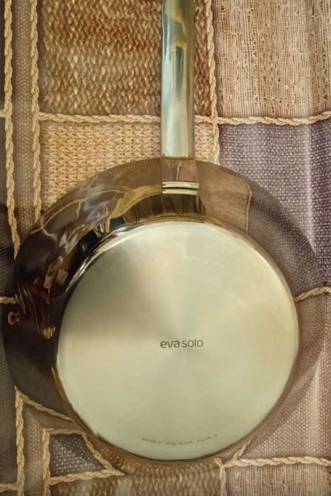 Сковорода оригинальная, стальная EVA SOLO Collection 32 см