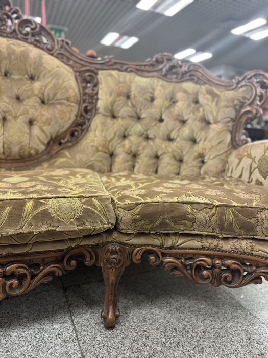 Conjunto Sofá antigo em Madeira Maciça - Negociável