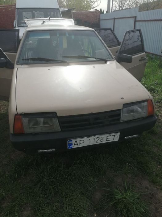 Хетчбек 2109, 1989року