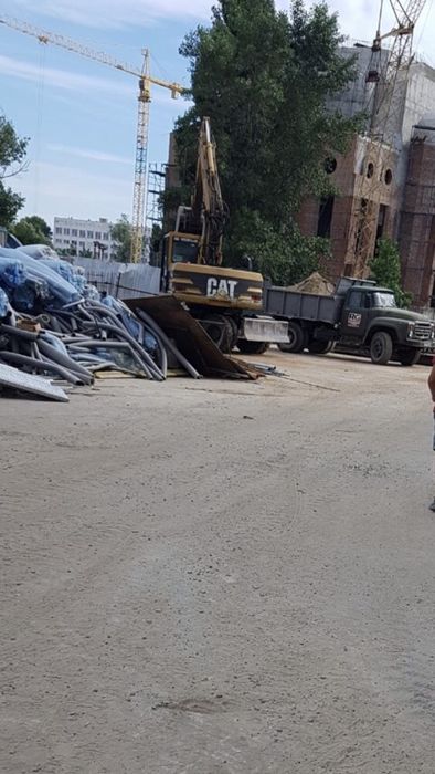 Аренда щетки дорожной, услуги щетки коммунальной для очистки дорог