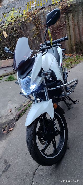 Продам Lifan KP200