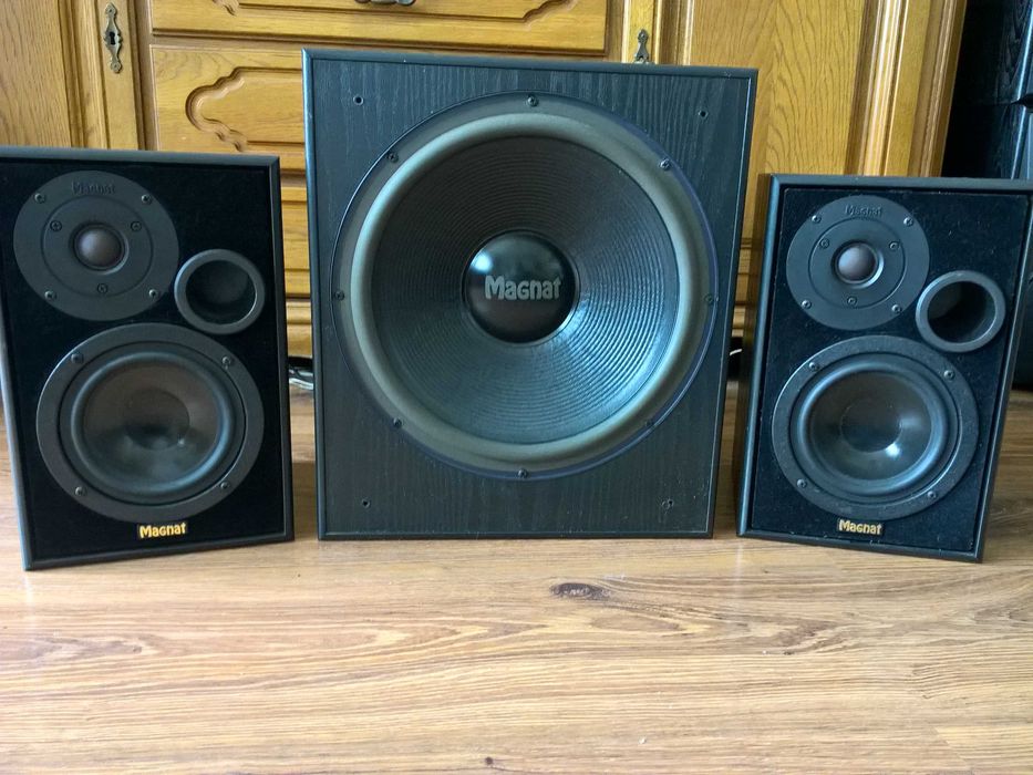 Kolumny głośnikowe Magnat Vector Subwoofer satellite system