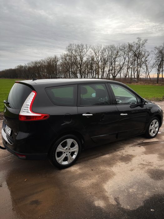 Renault Grand Scenic 2010