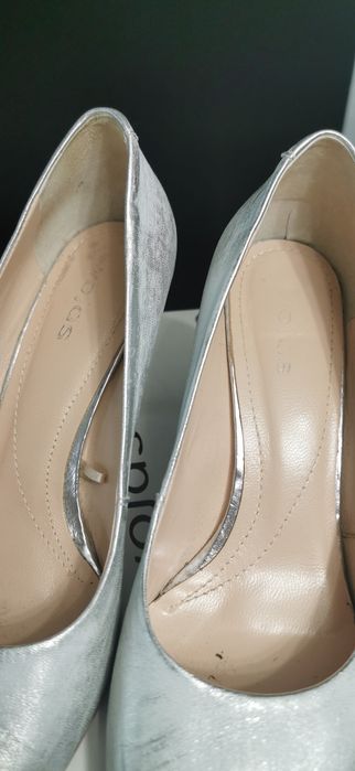 Wojas szpilki 38 skóra