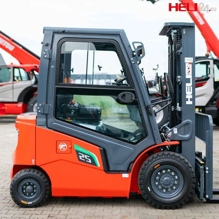 Heli CPD25 - G2  Nowy wózek widłowy Heli CPD25 - g2 litowo - jonowy