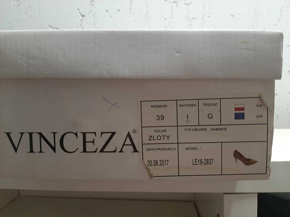 Szpilki złoty róż,założone tylko raz
