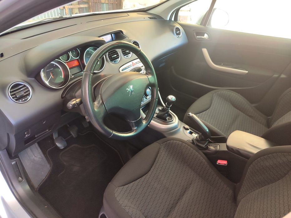 Peugeot 308 SW 1.6 HDI  CMV6  7 lug apenas 215 mil km