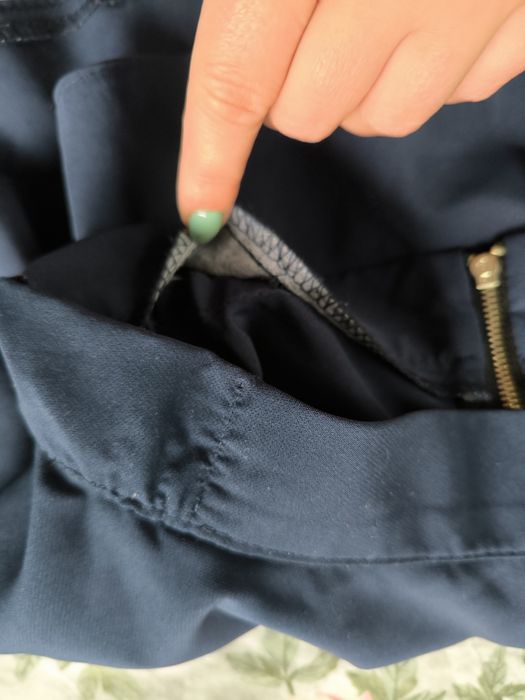 Granatowa spódnica spódniczka z koła