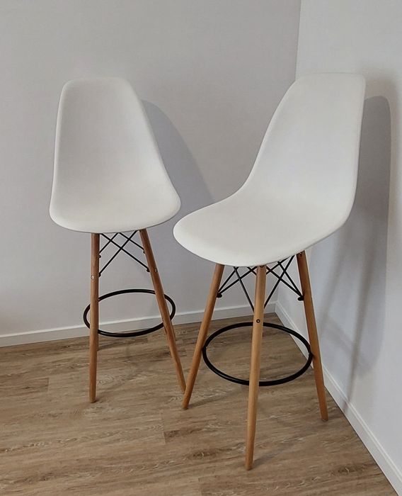 Sprzedam repliki hokerów Charles Eames (Bar  stool)