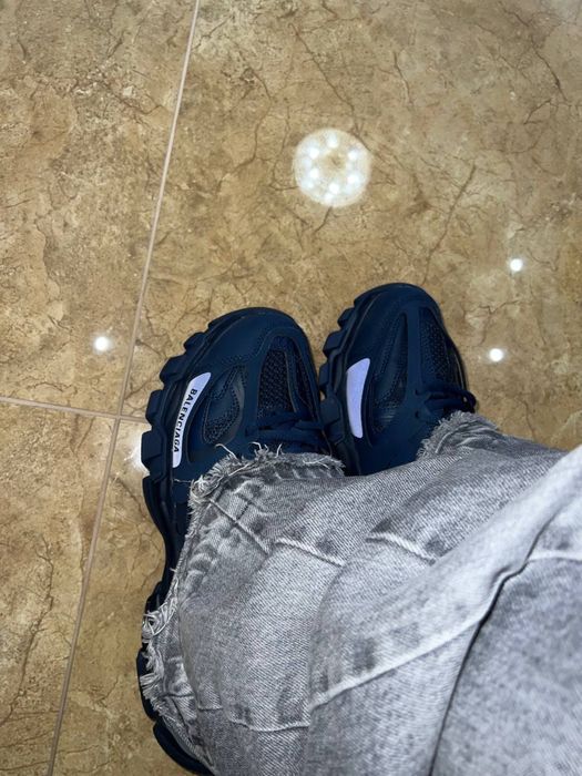 Track 1.0 led,new,size:44