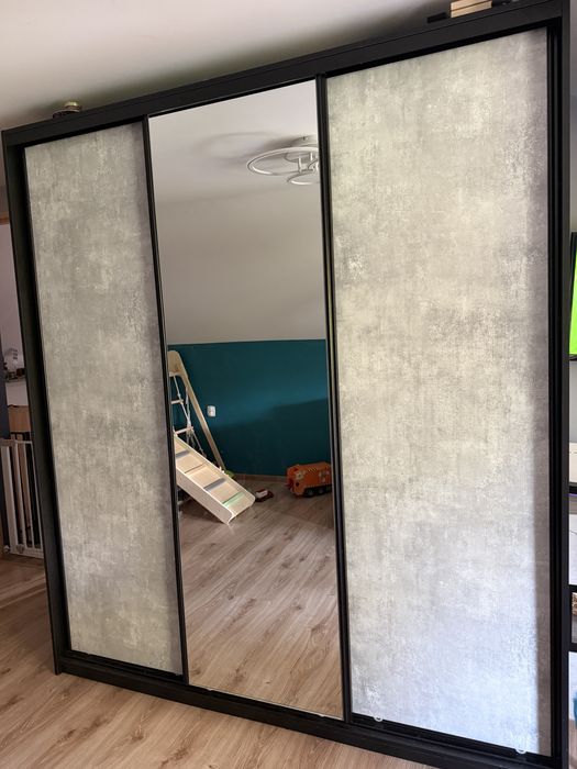 Szafa czarno betonowa 200x205