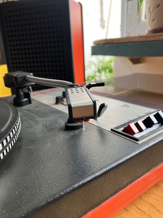 Gramofon Unitra Artur wg 900 + glosniki