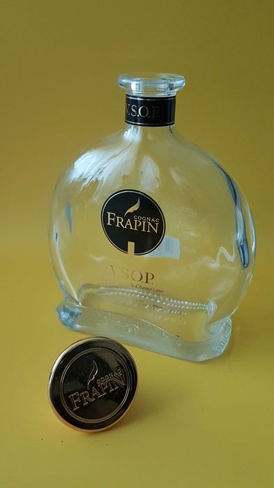 Garrafas de Bebidas vazias ( Vista Alegre, Doble V, Frapin )