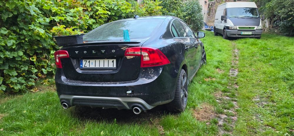 Volvo S60 uszkodzone