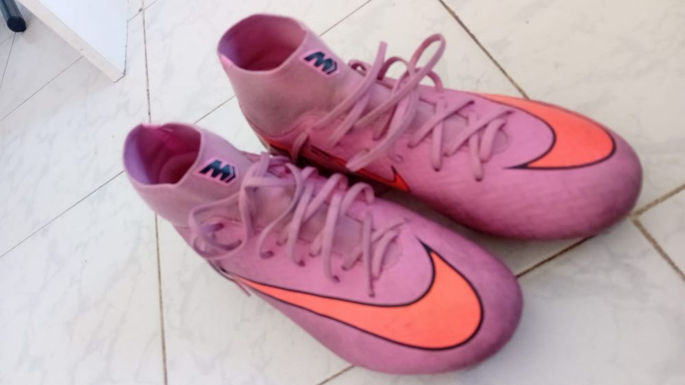Chuteiras de Futebol