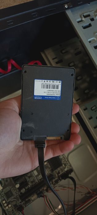 Продам корпус от ПК со всеми внутристями