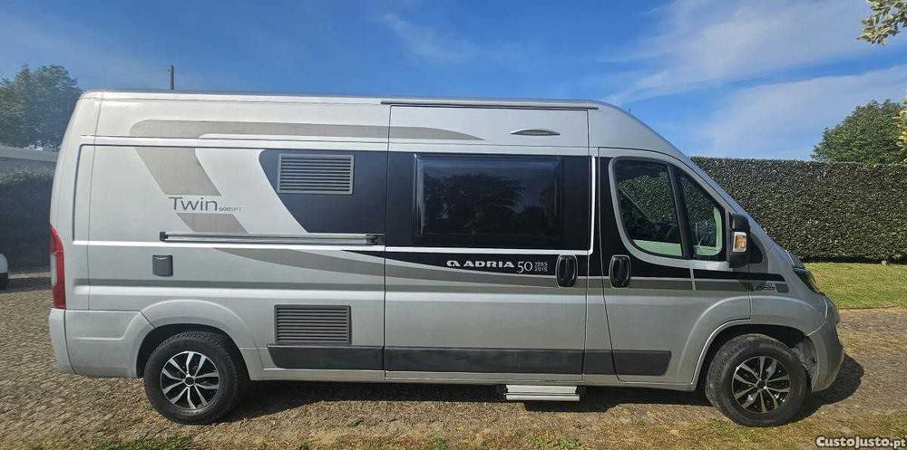 Fiat Ducato Campervan super autónoma Autocaravana Adria twin 600spt