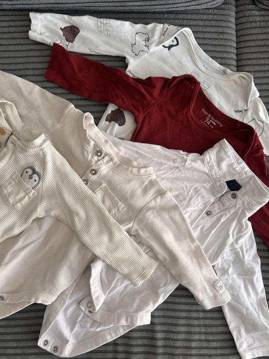 Zestaw body x5 z długim rękawkiem Cool Club i Sinsay - rozmiar 68/74