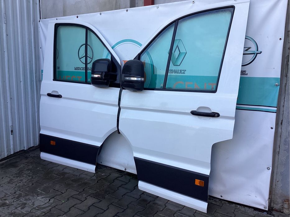 Дверка передня права ліва Volkswagen Crafter 2019р MAN TGE Двері