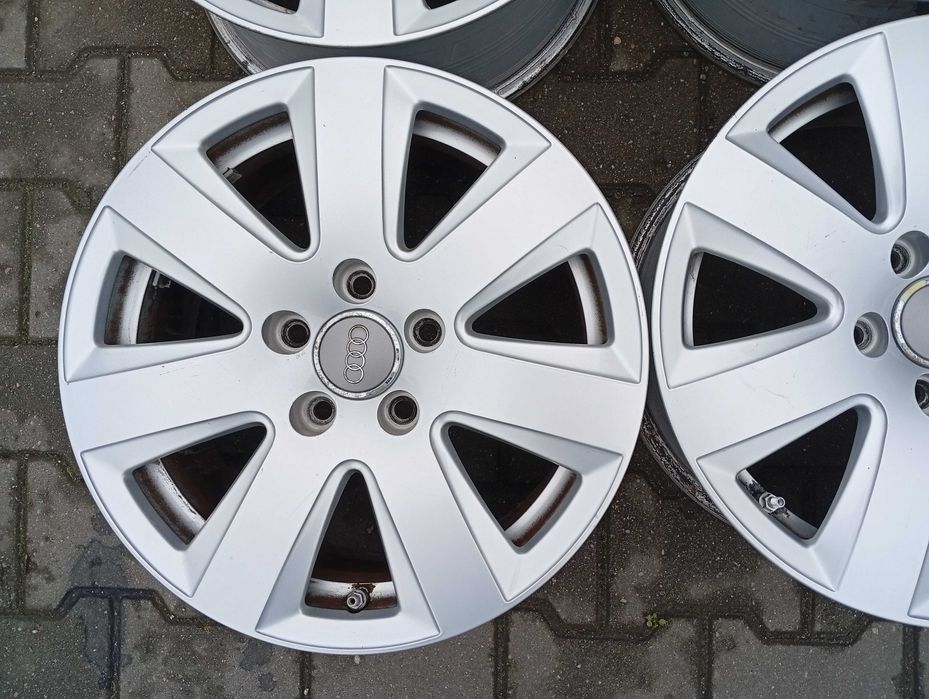 Felgi aluminiowe Audi 5x112 7Jx16 ET42 Nr.152