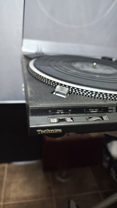 Gira discos Technics