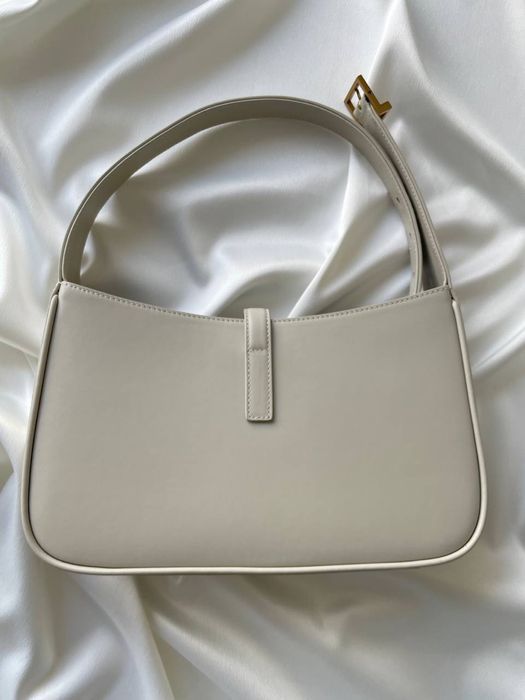 Сумочка Yves Saint Laurent оригинал YSL hobo б/у , Сен лоран