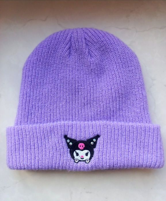 Шапка для дівчинки на 8-10 років з Kuromi.