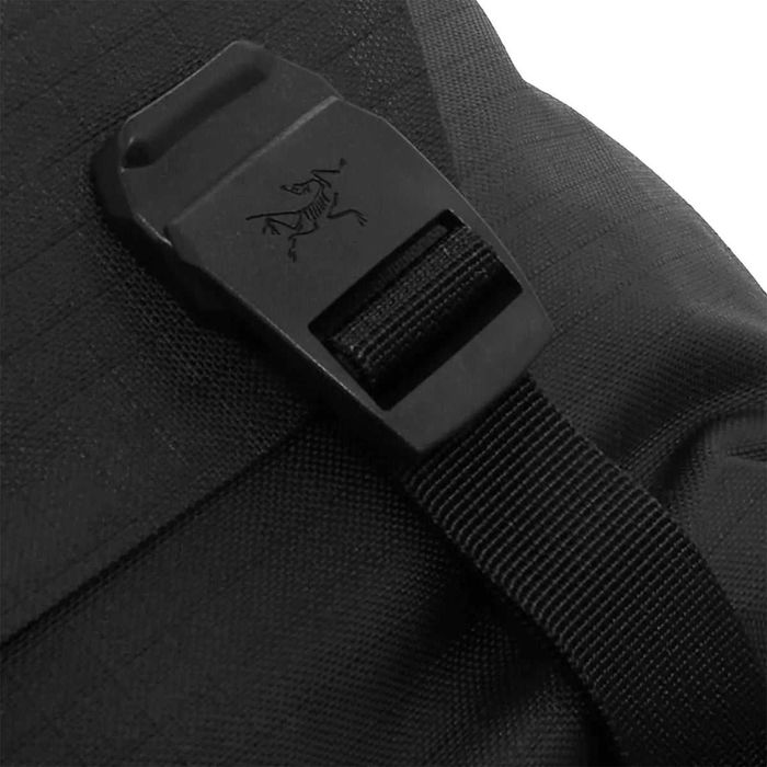 Сумка Arcteryx GRANVILLE 10 COURIER BAG Black