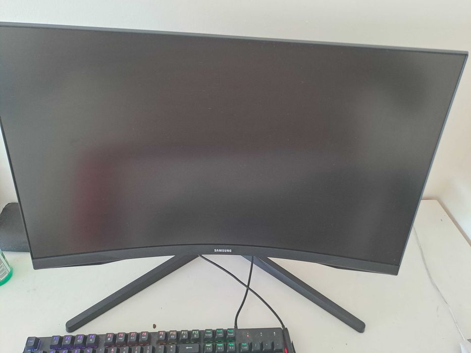 Predator I7 e uma 4060 rtx