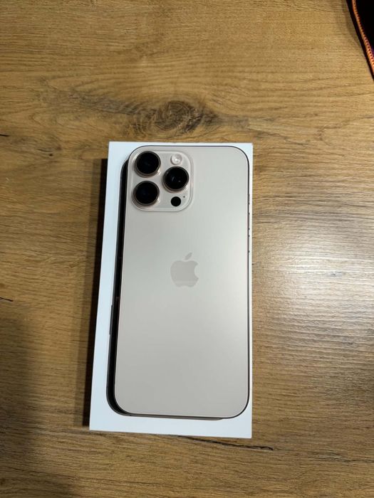 Iphone  16 pro max - Idealny