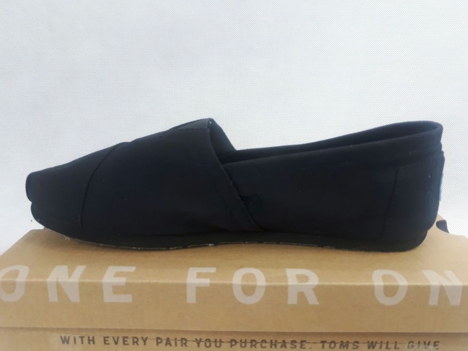 NOWE espadryle meskie TOMS MEN eu42 black on black canvas - półbuty
