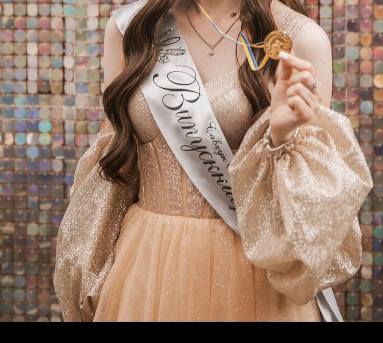 Суперова вечірня сукня 44-46