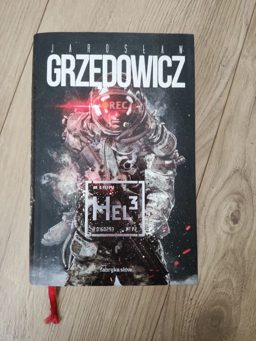 Jarosław Grzędowicz "Hel-3"