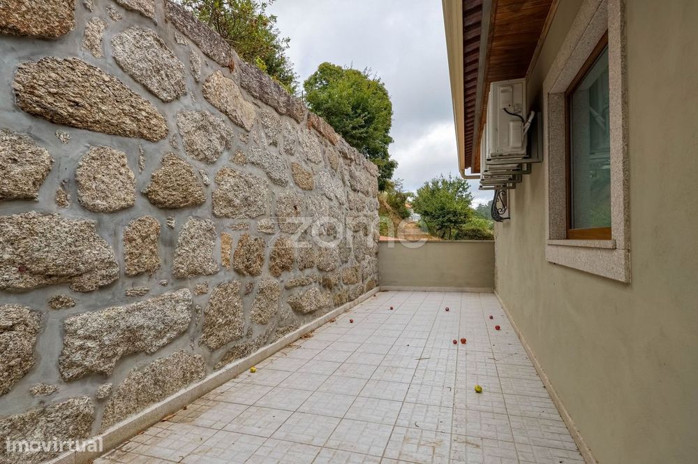 Moradia T3 com terreno, Passos, Cabeceiras de Basto