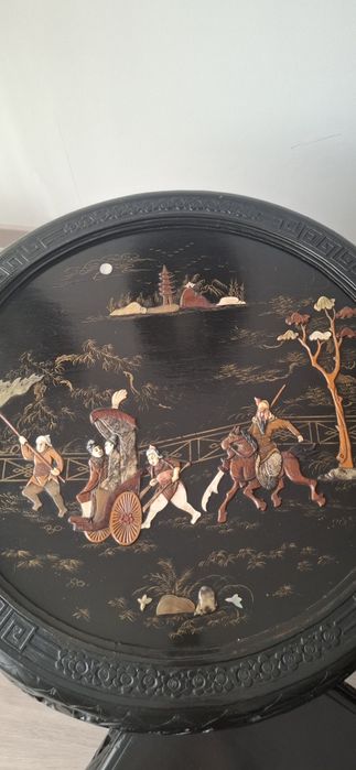 Mesa chinesa madeira com 4 banquinhos