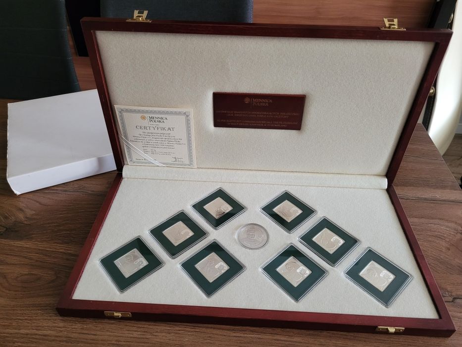 Zestaw srebrnych klip Jan Paweł II - idealny prezent Komunia Św.