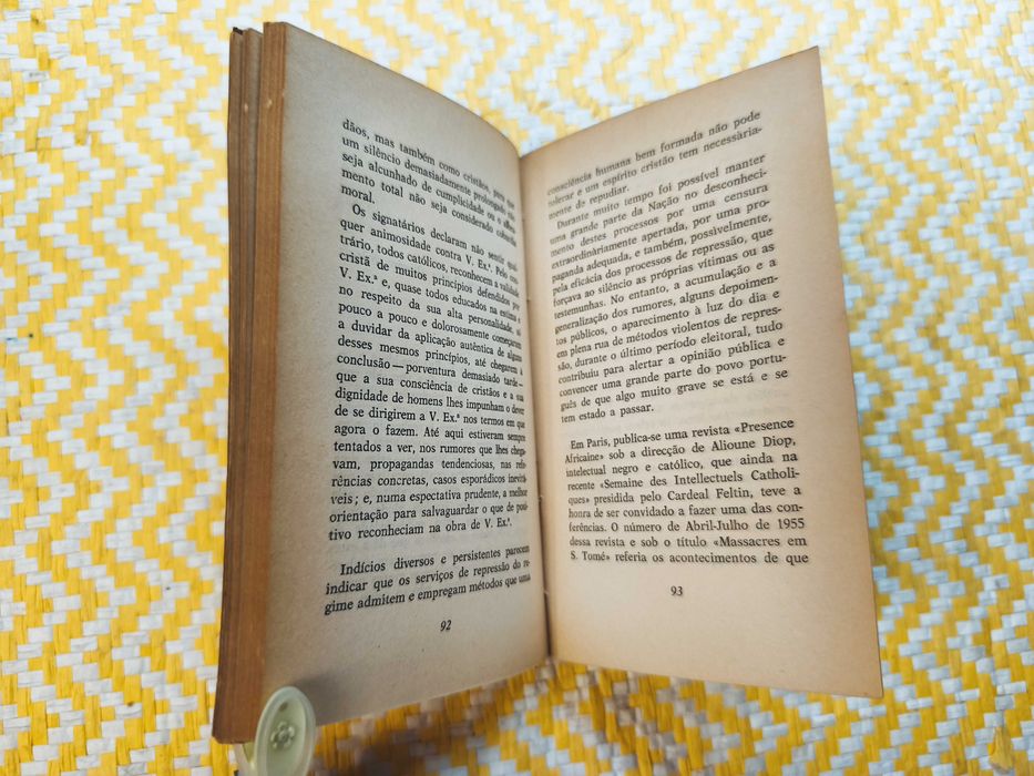 CATÓLICOS E POLÍTICA de Humberto Delgado a Marcelo Caetano