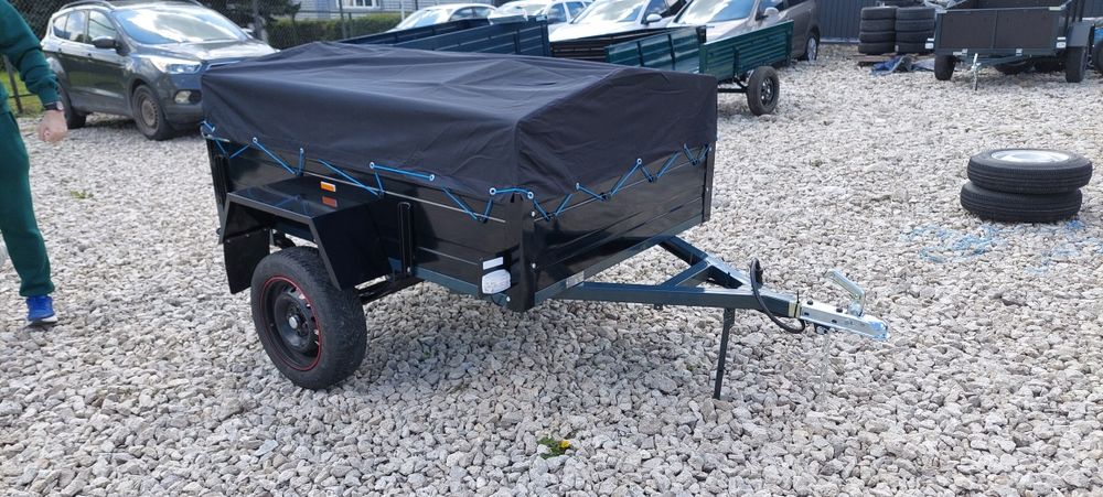 Прицеп до автомобіля / причеп легковий (з колесами і тентом з дугами)