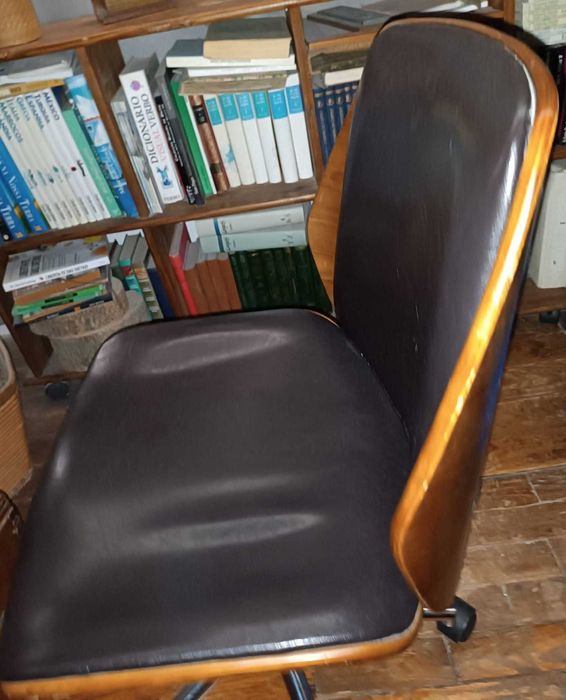 Cadeira de Escritório NORD - Amazónia - Design