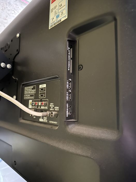 Продам смарт ТВ LG