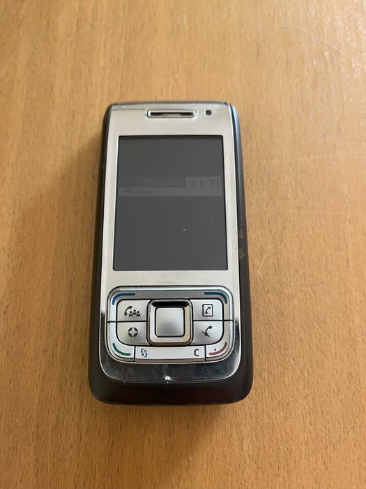 Nokia E65 Antigo