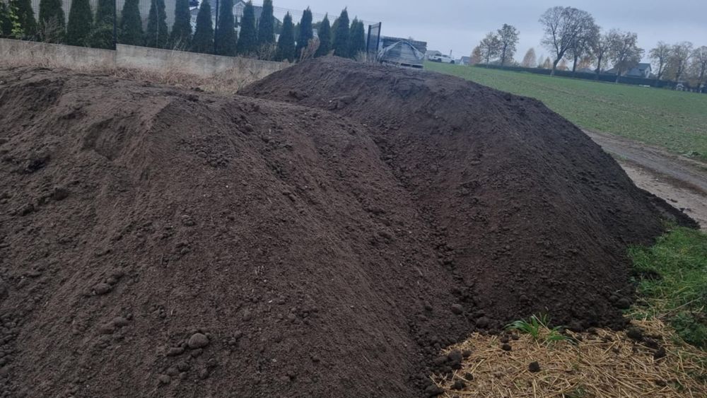 Ziemia przesiewana ogrodowa pod trawnik czarnoziem