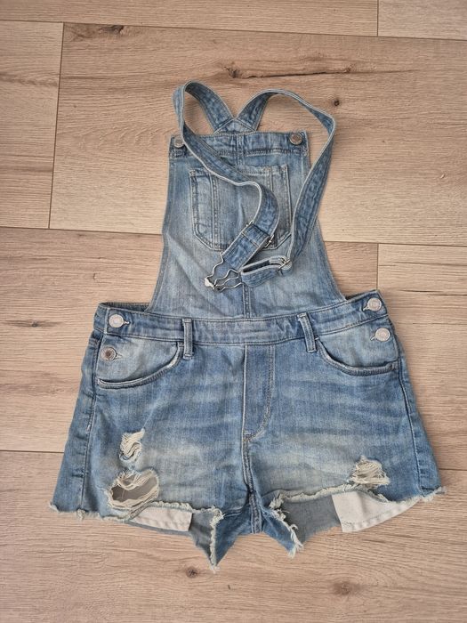 Spodenki. Ogrodniczki. Denim