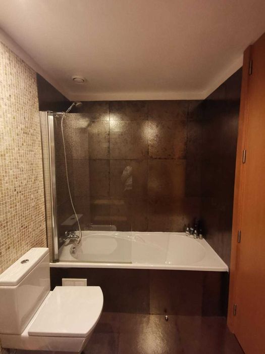 Apartamento T1+1 Duplex Loft mobilado e com varanda junto ao Hospital São João