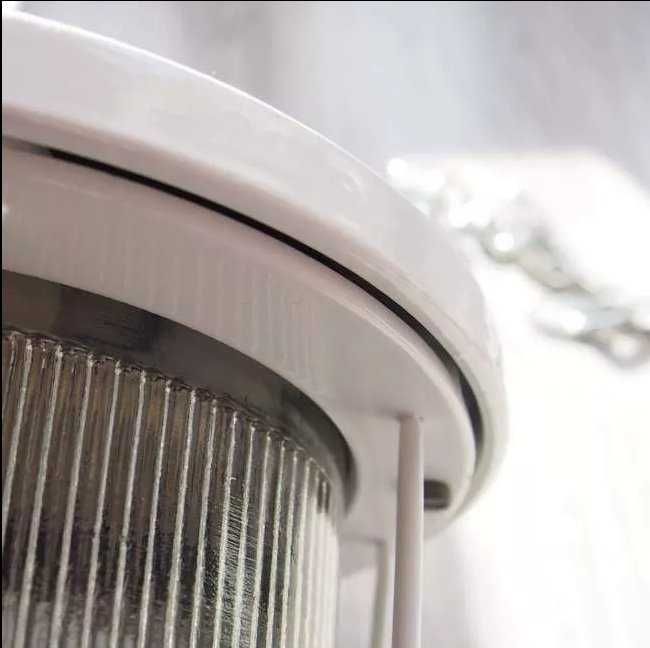 Odnowiona lampa przemysłowa z PRL loft białą