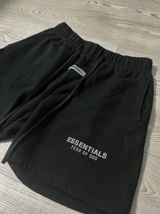 Шорты essentials