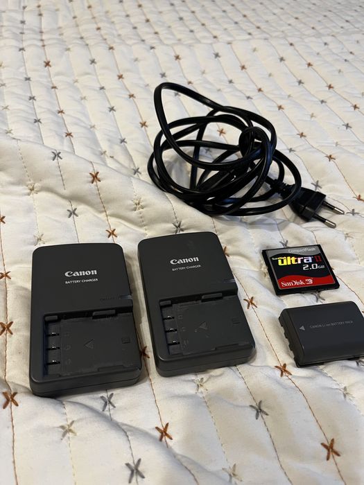 Zestaw ładowarek Canon do baterii NB-2LH + bateria i karta pamięci 2GB