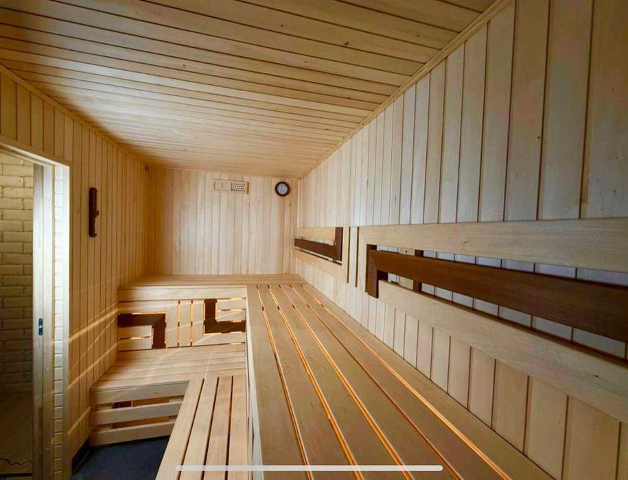 Вілла з лазнею,банкетним залом на 10спалень  для відпочинку /3012